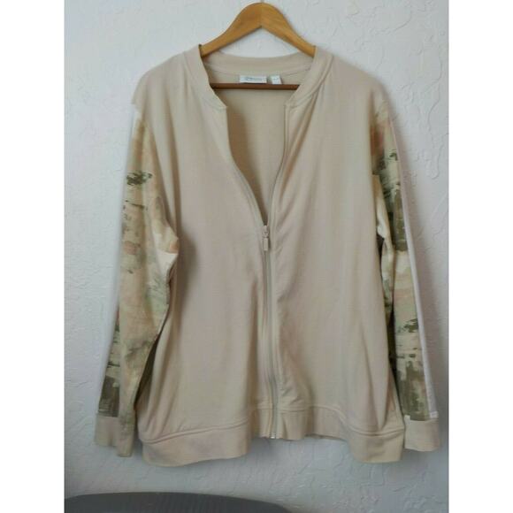D&Co Active Sports Jacket Full Zip Up Women size XL Beige with Camo Sleeves - Picture 2 of 11